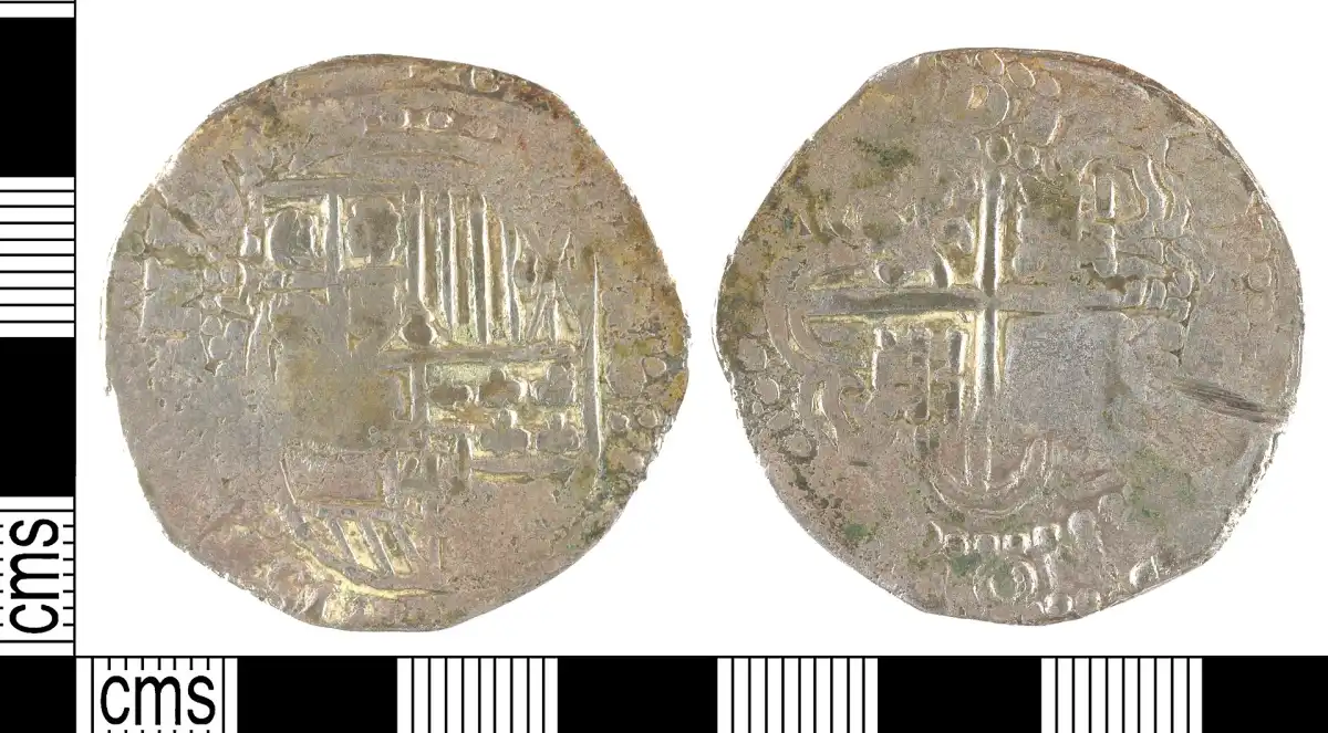 Moneda colonial española de plata de 1 real de Felipe III o Felipe IV, acuñada probablemente en Potosí, Bolivia.