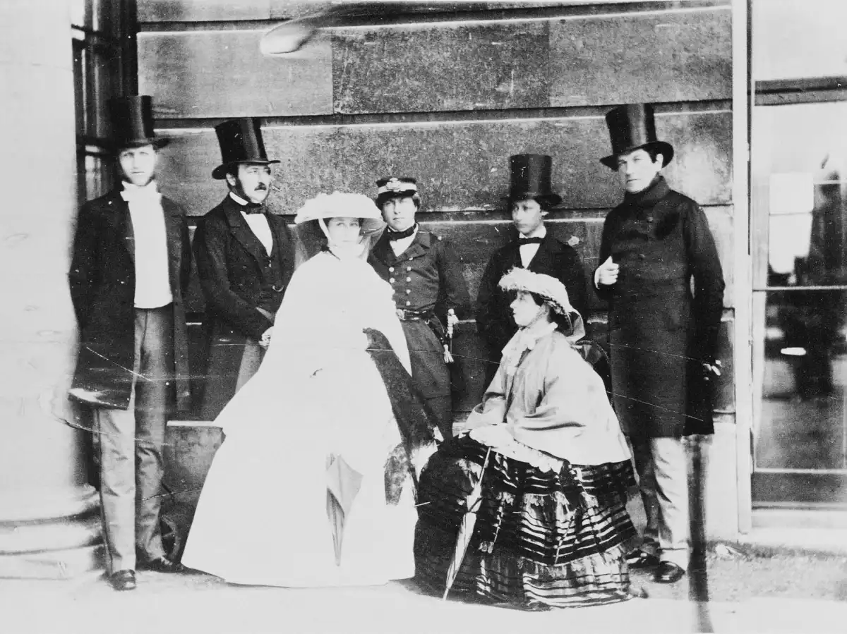 La reina Victoria, retratada hacia 1859, poco después de enviar el primer telegrama oficial a través del cable transatlántico