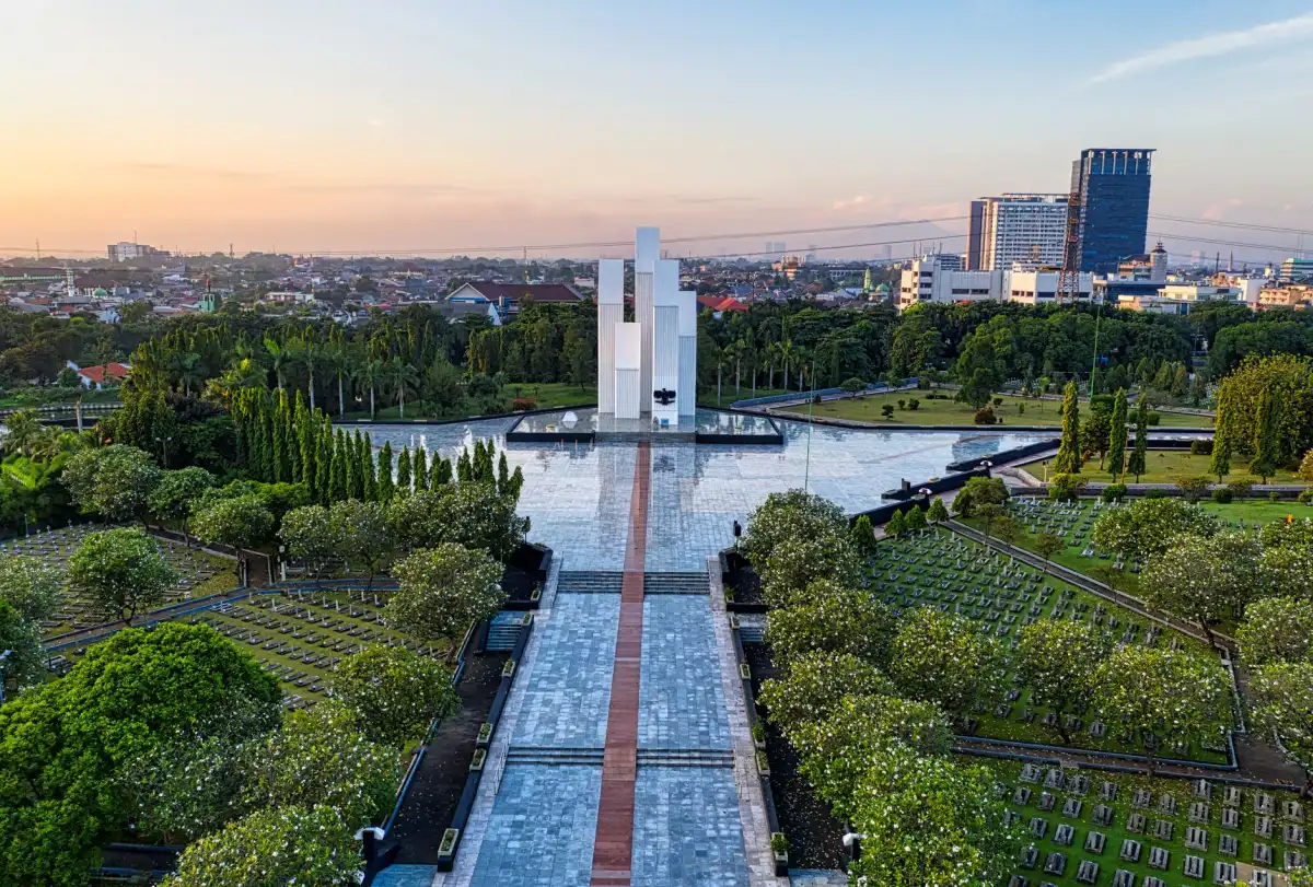El Monumento Pancasila Sakti de Lubang Buaya, en Yakarta, levantado por el régimen de Suharto para conmemorar a los militares asesinados durante la crisis de octubre de 1965.