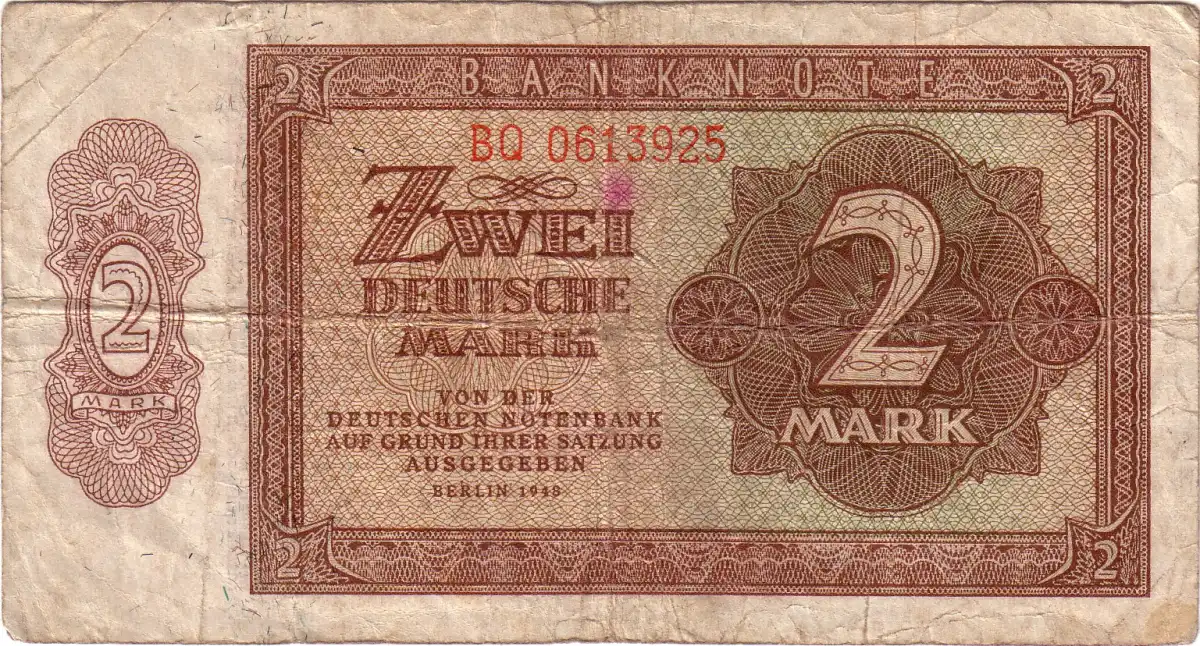 2 marcos alemanes del Deutsche Notenbank (marco de Alemania Oriental), de la primera emisión regular de 1948.